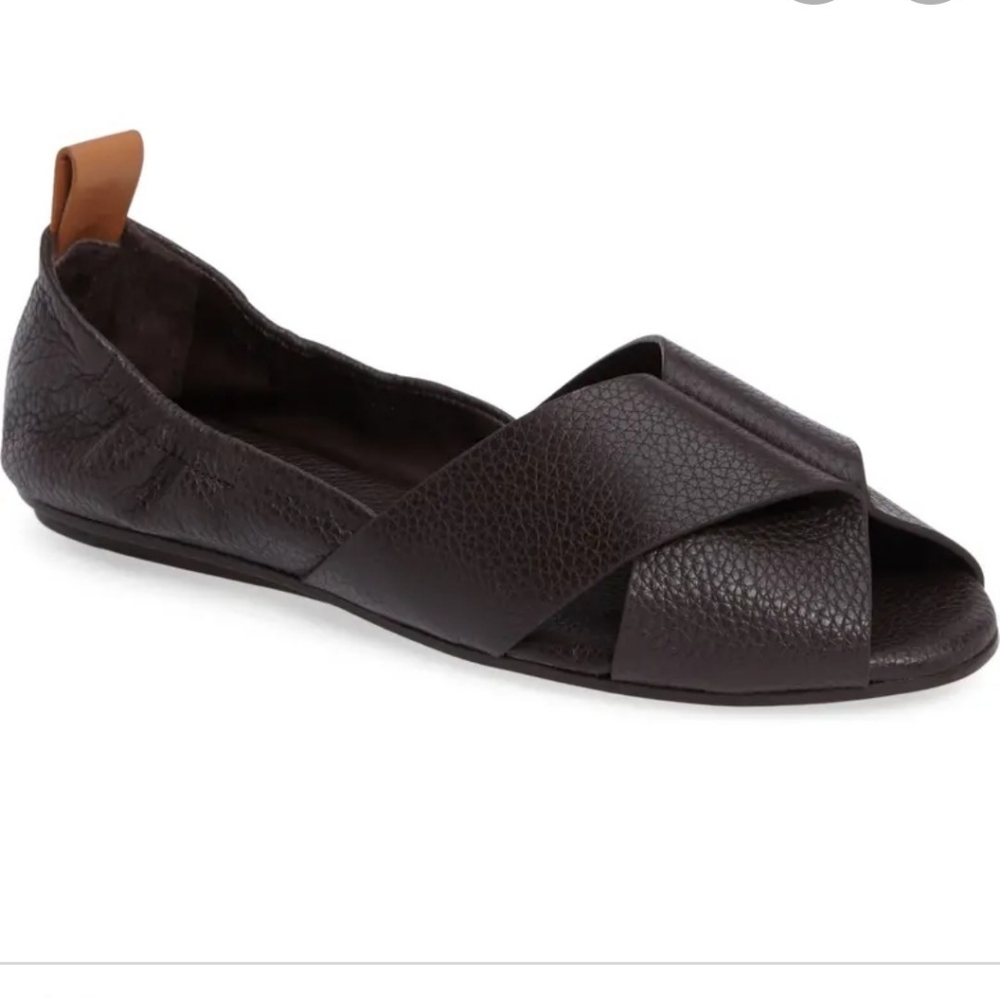 Mercedes Castillo leather amaia flat